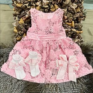 American Princess kids dress size 24 months & socks & bow price is firm